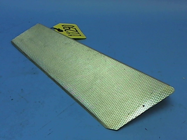 63117-00 Piper - PLATE - Scuff left